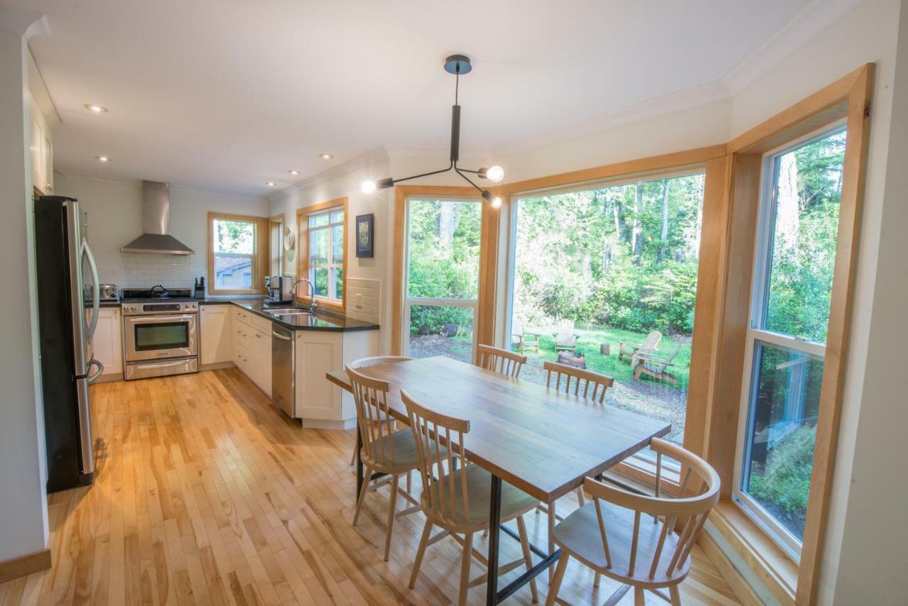 Chesterman Hideaway Hotel Tofino Esterno foto